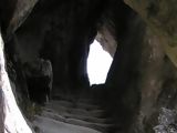 In den Stein gegrabener Tunnel auf dem Inka-Trail, Inkapfad