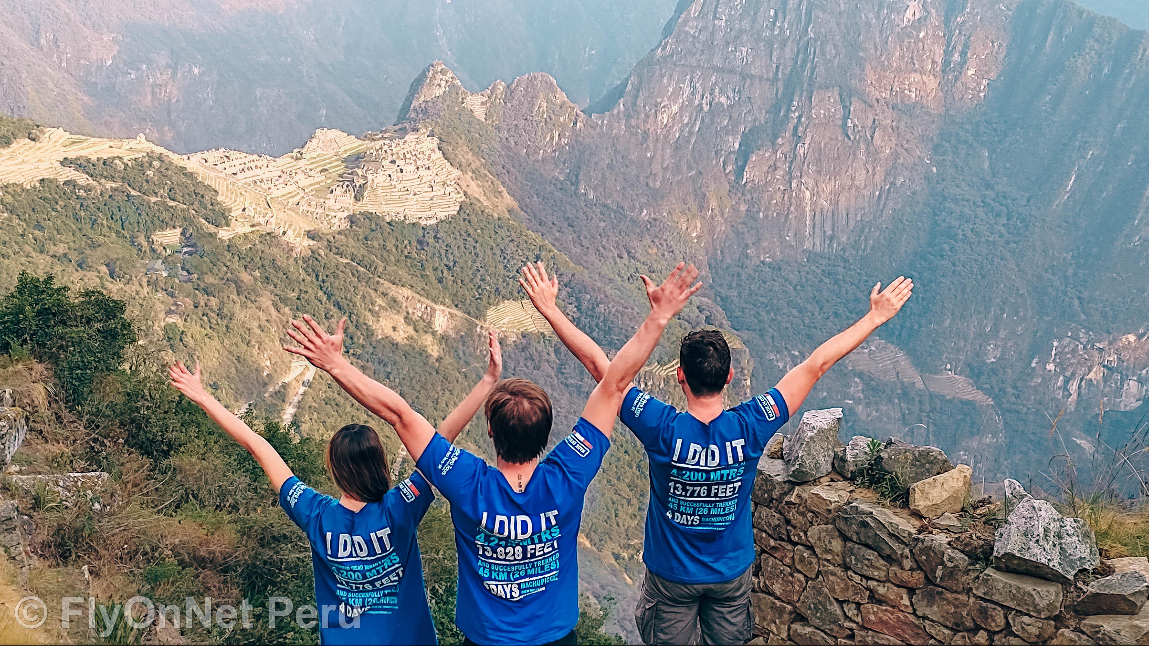 Fotoalbum: Ankunft der Wandergruppe in Machu Picchu